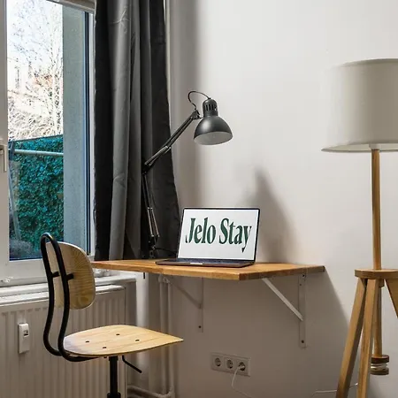 Sonnig & Helle Alexanderplatz In 15min Zu Erreichen, Herthastrasse Sehr Schoen Und Gross Fuer Gruppen Geeignet Apartmán