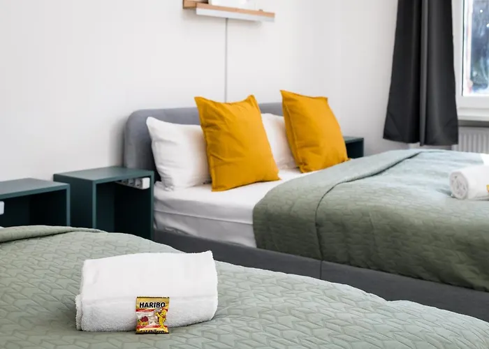 Apartman Sonnig & Helle Alexanderplatz In 15min Zu Erreichen, Herthastrasse Sehr Schoen Und Gross Fuer Gruppen Geeignet